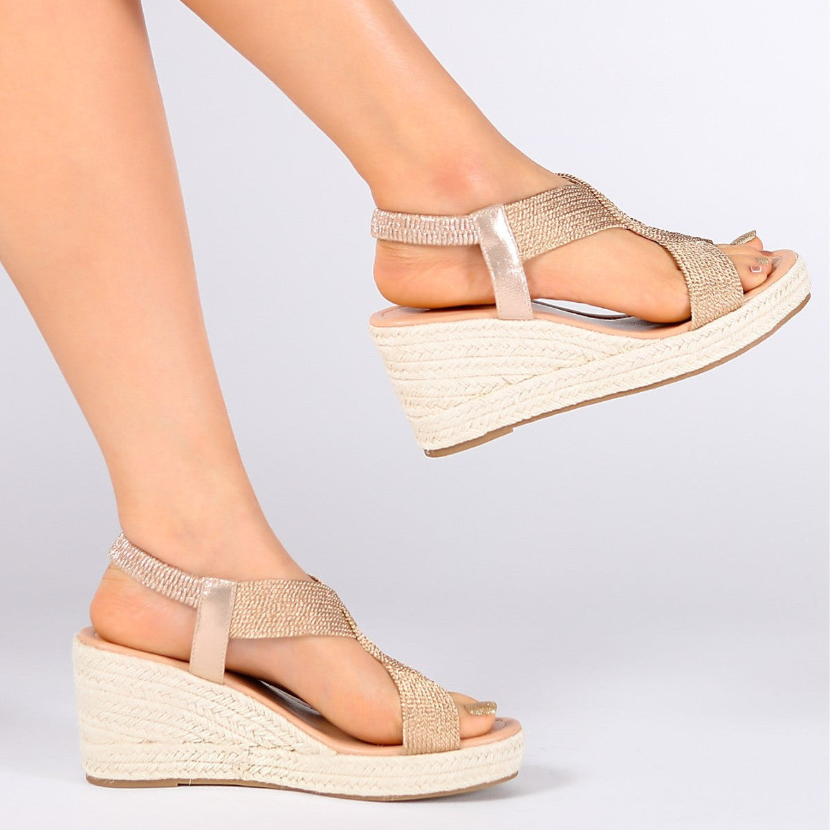 ROZALIA | Sandalias de cuña con acabado trenzado