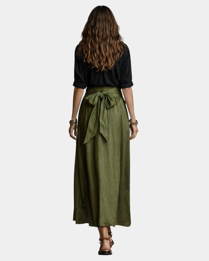 Dione | Falda Midi + Camisa Negra de Regalo